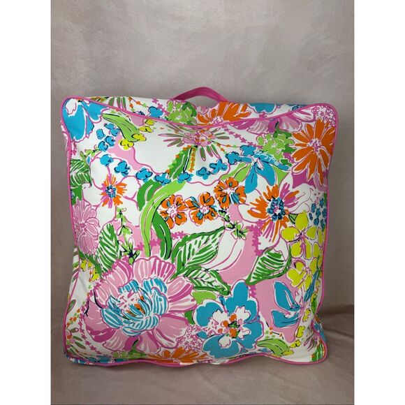 Lilly Pulitzer Floor Cushions Pillows Rare NWT - Picture 5 of 9